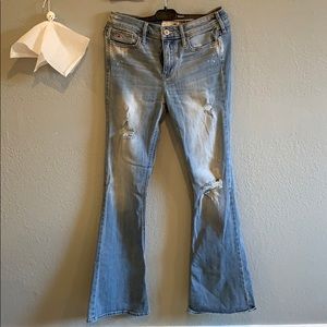 * SOLD * Hollister Flare Jeans 5R W27 L33